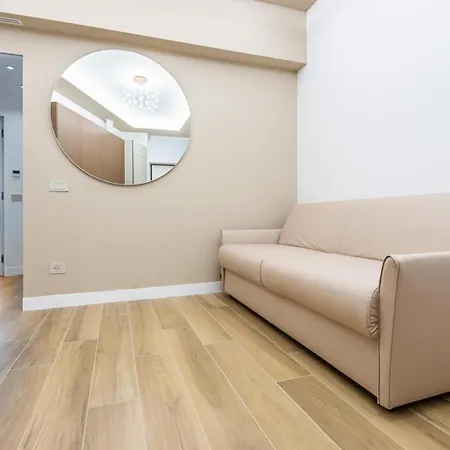 Michelangelo Moscova Golden House Apartment