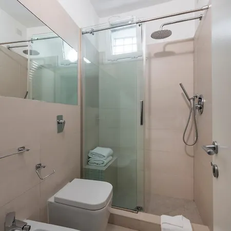 Apartment Medici 8 - Center - B-home Mailand