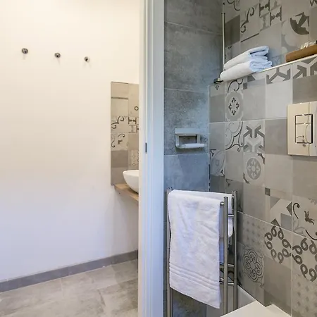 公寓 Joivy Cosy Studios, Easy Access To The Centre Of 米兰