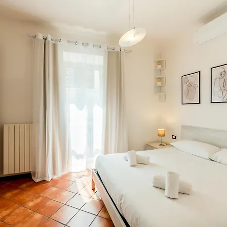 Lägenhet Spacious At 5 Min Walk From Station *