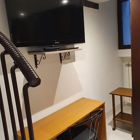 Daire Gorla House Accogliente Vicino Metro 1