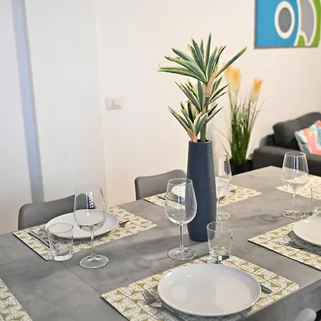 Appartement Dabpartment Metro Lambrate - Spazio E Confort Milaan