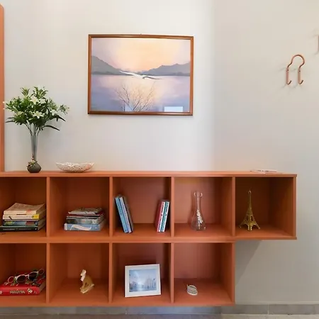 A Stone's Throw From - Balcony - Ac *