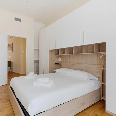 Guesthost - Cici House Mm2 Piola Daire Milano