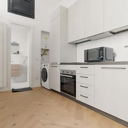 Guesthost - Brera Modern Apartment