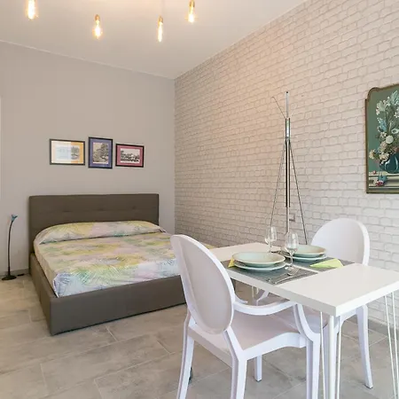 Joivy Cosy Studios, Easy Access To The Centre Of * 米兰