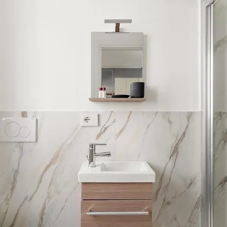 Apartment Guesthost - Brera Modern