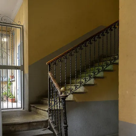 Design apt 4min to Metro, 15min Centrale, 25min Duomo