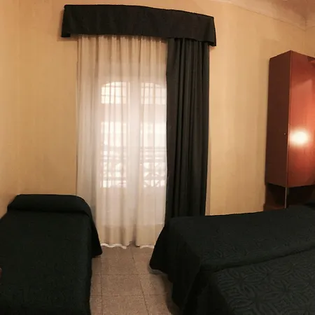 Aurora Hotel