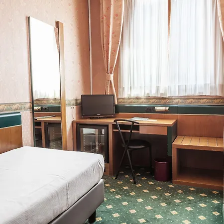 Des Etrangers Otel Milano