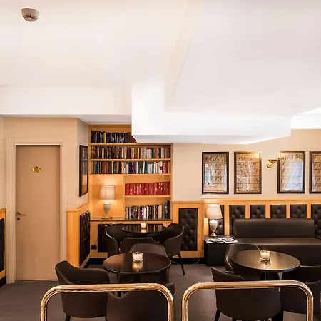 Hotel Mentana, By R Collection 4*