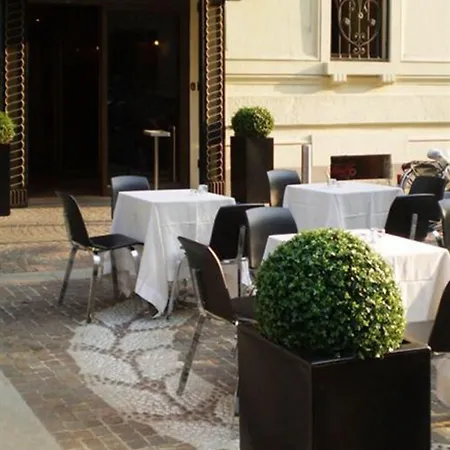 Lhp Napoleon Hotel Milano