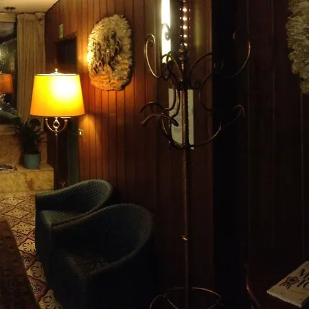 Ξενοδοχείο Mec 3*