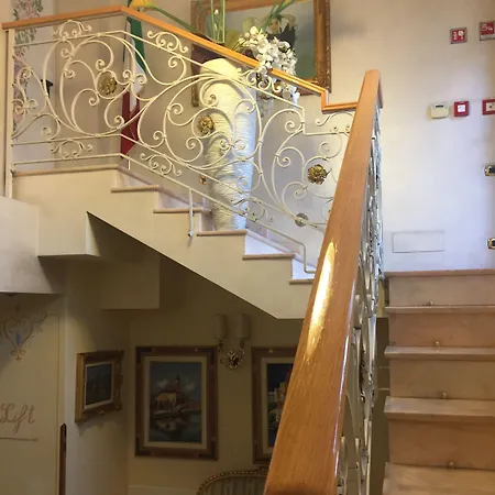 Boutique Dieci Hotel 4*