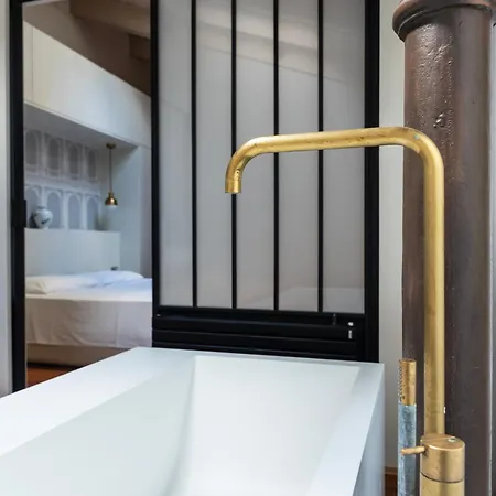 Youhosty - Luxury Town House Milán