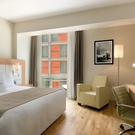 Hotel Doubletree By Hilton