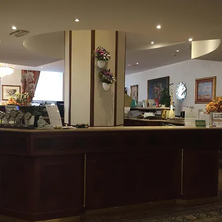 布里斯托酒店 4* 米兰