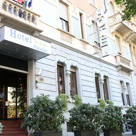 Szálloda Piacenza Milánó