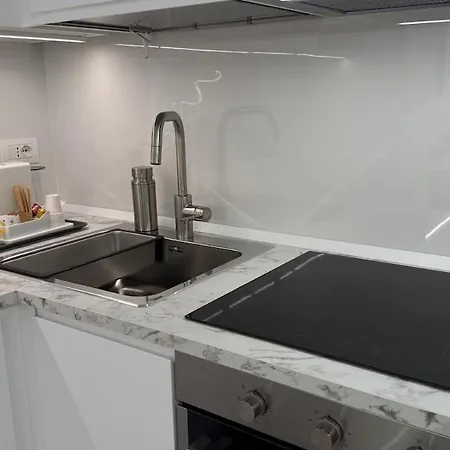 Modern Near Corso Buenos Aires Lima Porta Venezia Metro 밀라노