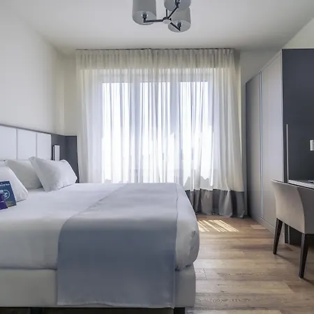 Hotell Mercure Solari 4*