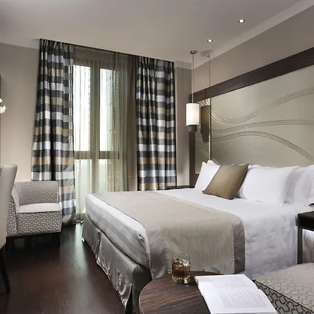 Uptown Palace Szálloda Milánó