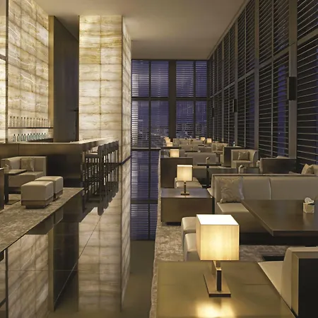 Otel Armani 5*
