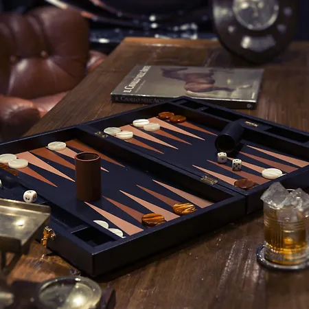 Aethos Hotel Milan 5*