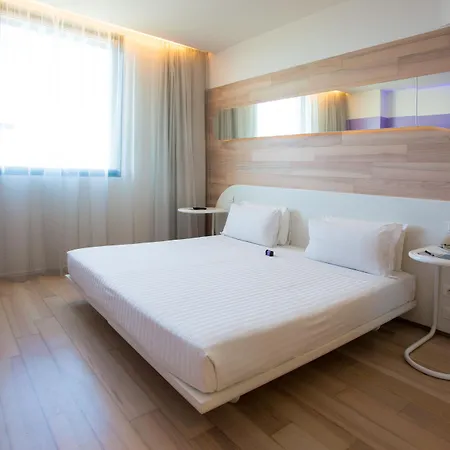 Voco Milan-fiere By Ihg 4*