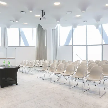 Voco Milan-fiere By Ihg מלון