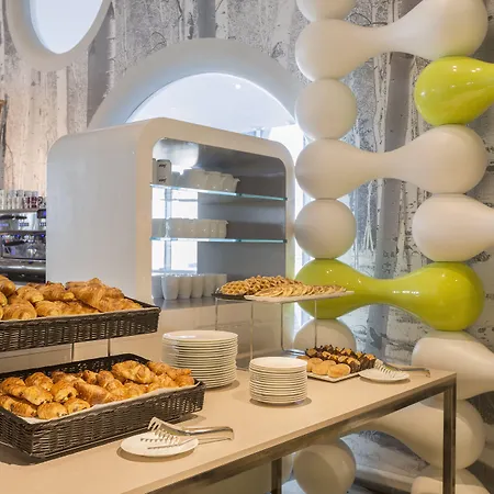 Voco Milan-fiere By Ihg Hotel 4*