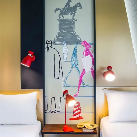 Ibis Centro Hotel 3*