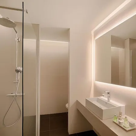 Hotel Nh Collection Touring