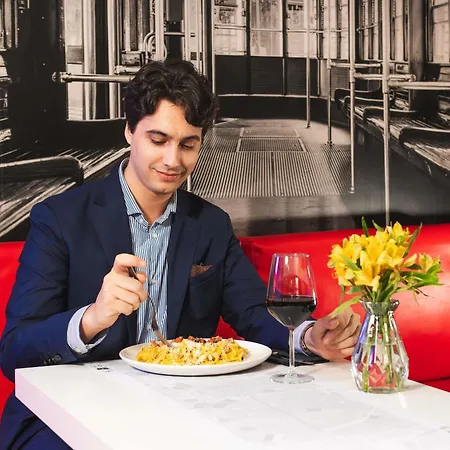 Ibis Centro Hotel Milán