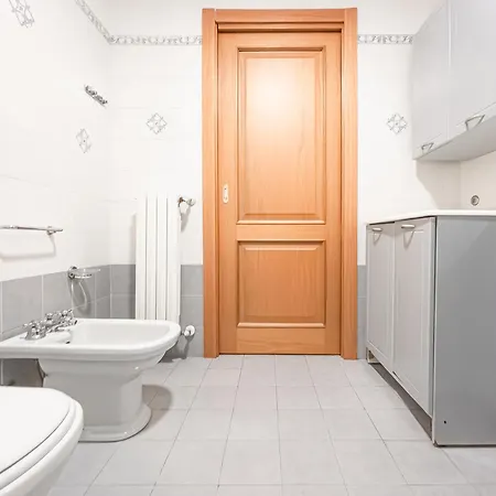 Corso San Gottardo - Darsena Flat Апартаменты