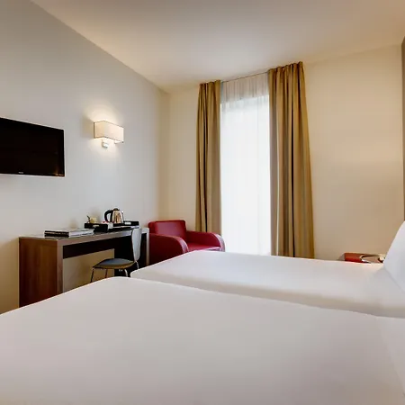 فندق كليما ميلانو فيره 4*