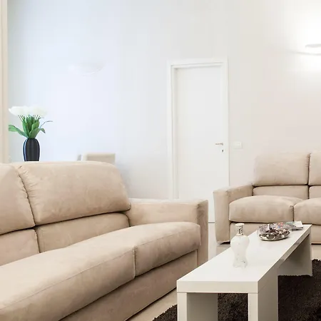 Royal & Luxury * Milán