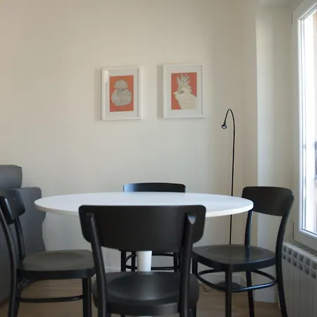 Apartment Brera In Garibaldi