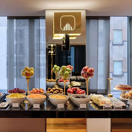 The Square Duomo - Preferred & Hotel Milano