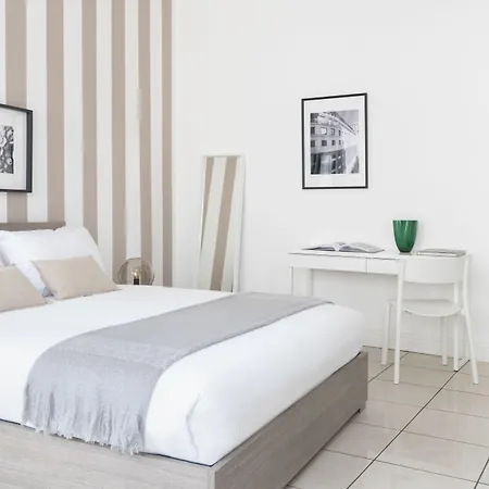 Brera In San Babila Apartment