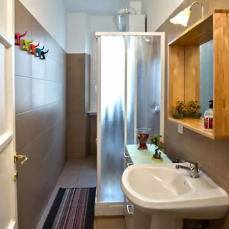 I Am Here - Gioia 71 2* Milan