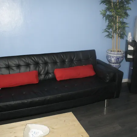 I Am Here - Gioia 71 Guest house