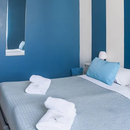 I Am Here - Gioia 71 Guest house 2*