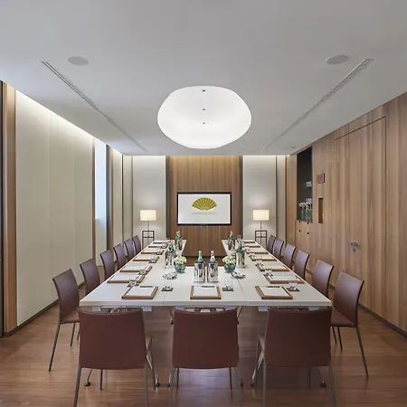 ホテル Mandarin Oriental, ミラノ