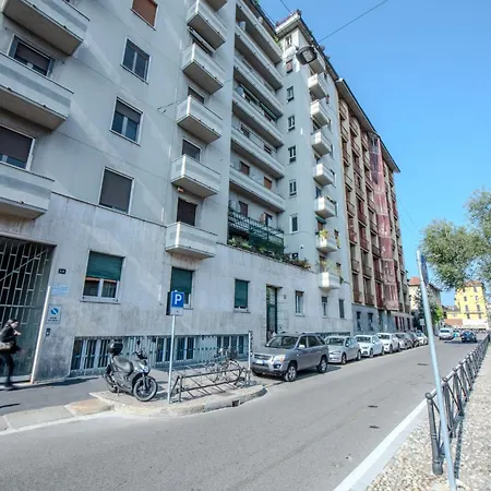 Apartment Easytopstay - Naviglio White Bliss Milan