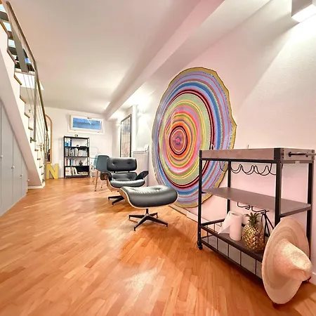 Homeby, Loft Nicholas *