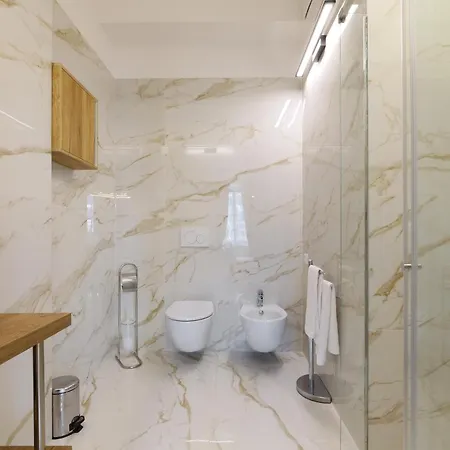 Duomo View Luxury شقة