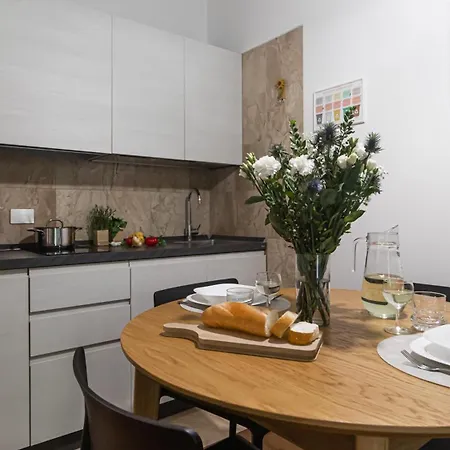 Italianway - Londonio 23