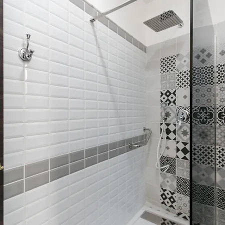 Dei Mercanti 4* Милан