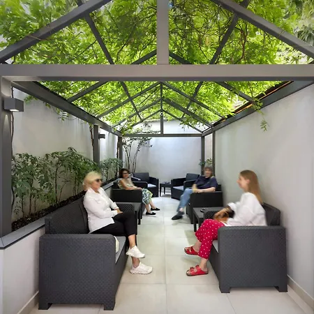 Lancaster ホテル 3*