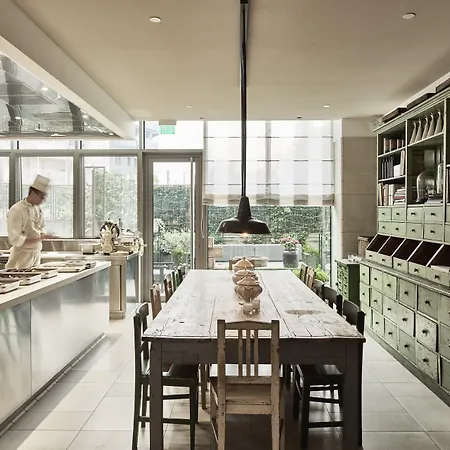 Viu Milan, A Member Of Design Milánó